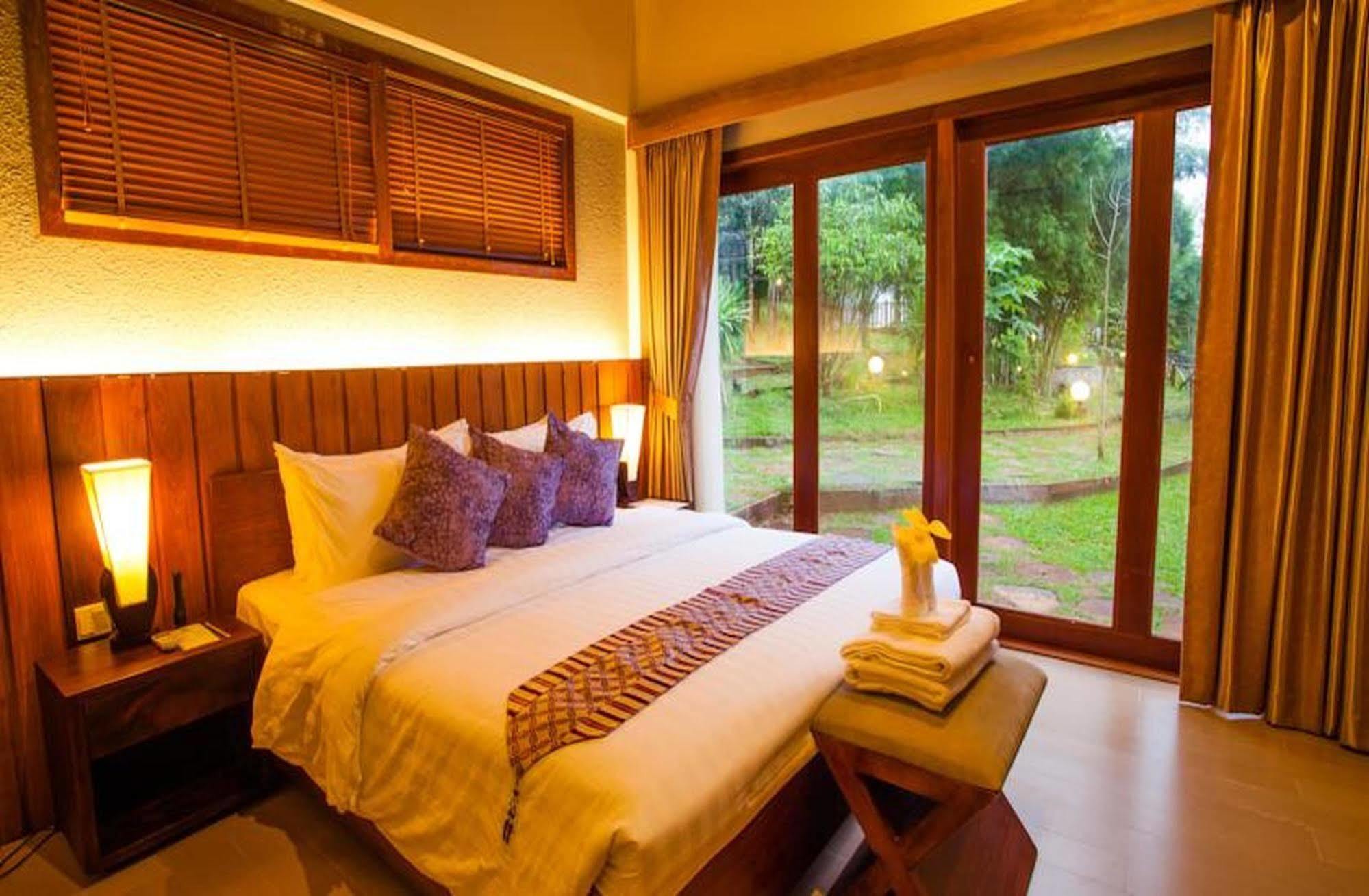 Mayura Hill Resort Senmonorom Exterior foto